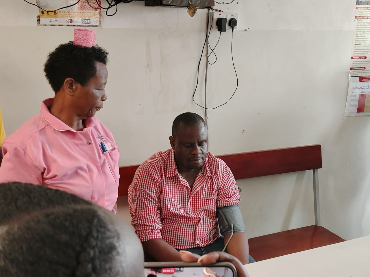 MINISTER BALAAM IN SURPRISE BP CHECK AT KAMBUGA HOSPITAL, APPLAUDS STAFF FOR CLEANLINESS AND SERVICE